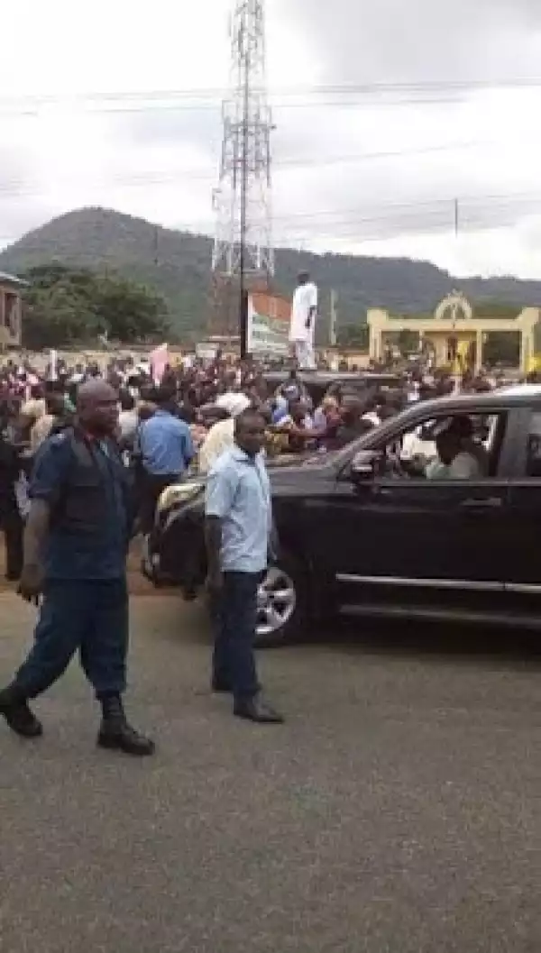 Student Allegedly Shot Dead While Sen.Dino Melaye Was Addressing Supporters In Kogi (Photos)